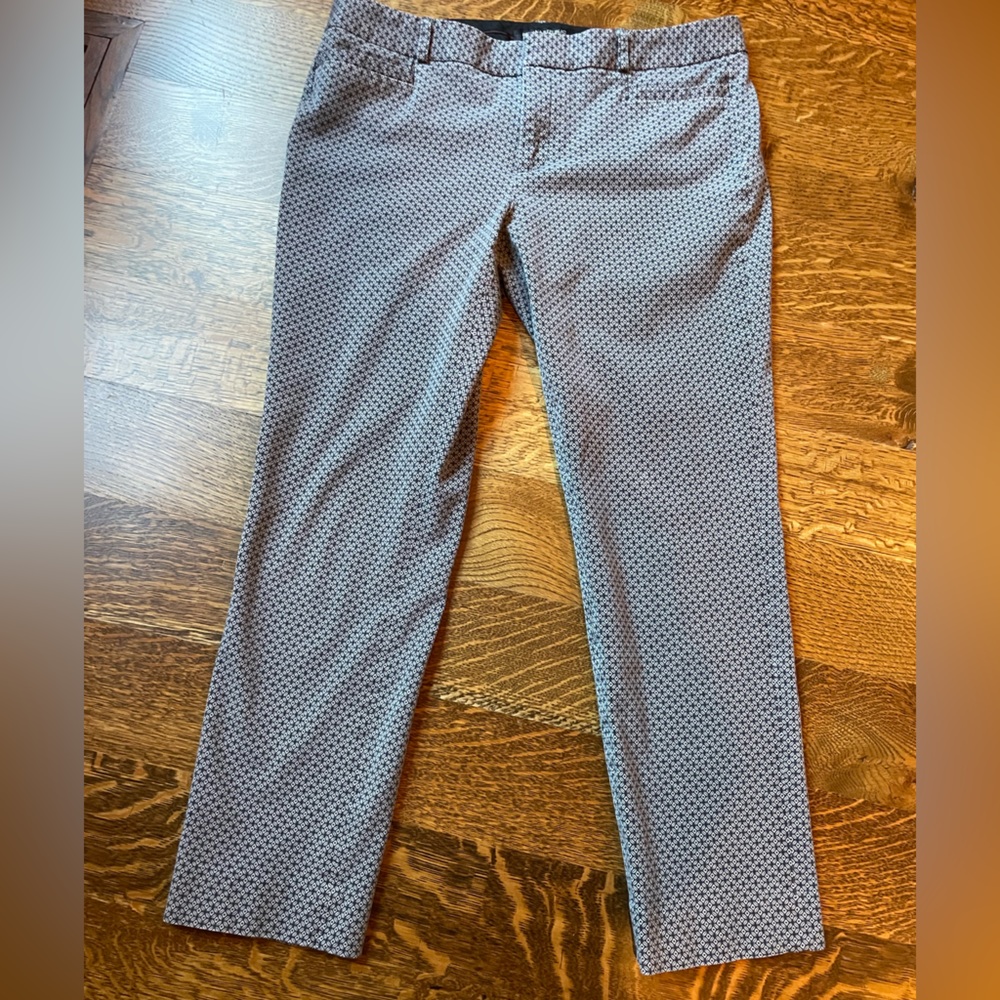 Banana Republic Capri pants- Sloan fit